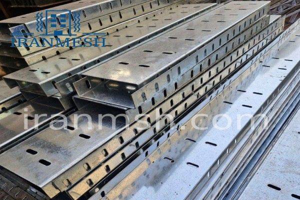 وال پست آماده